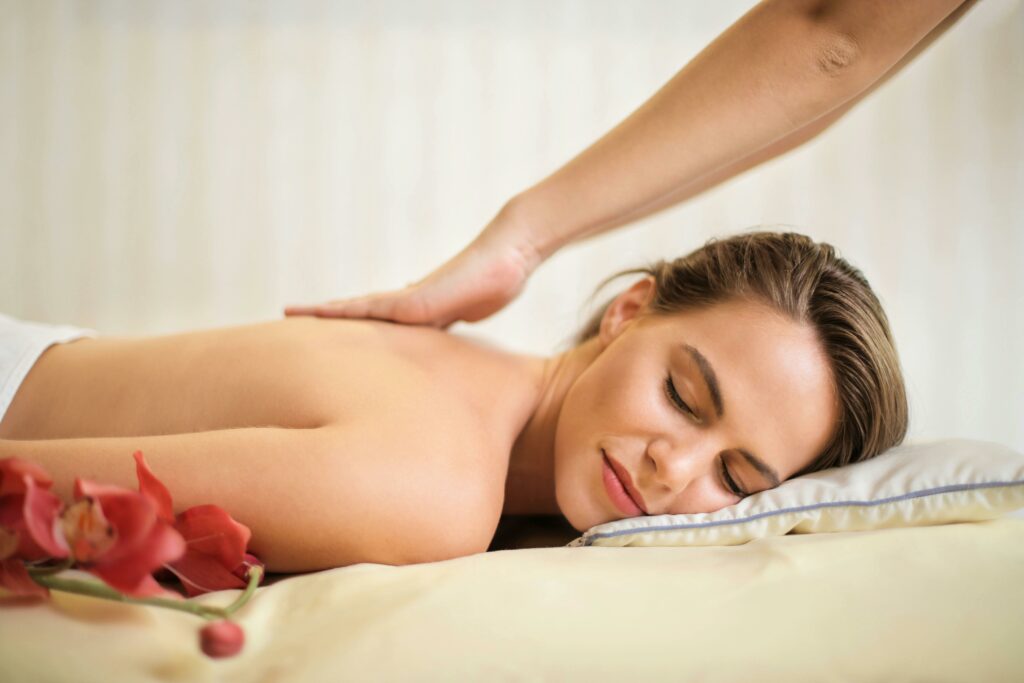 photo-massage-ax-les-thermes-photo-Andrea-Piacquadio